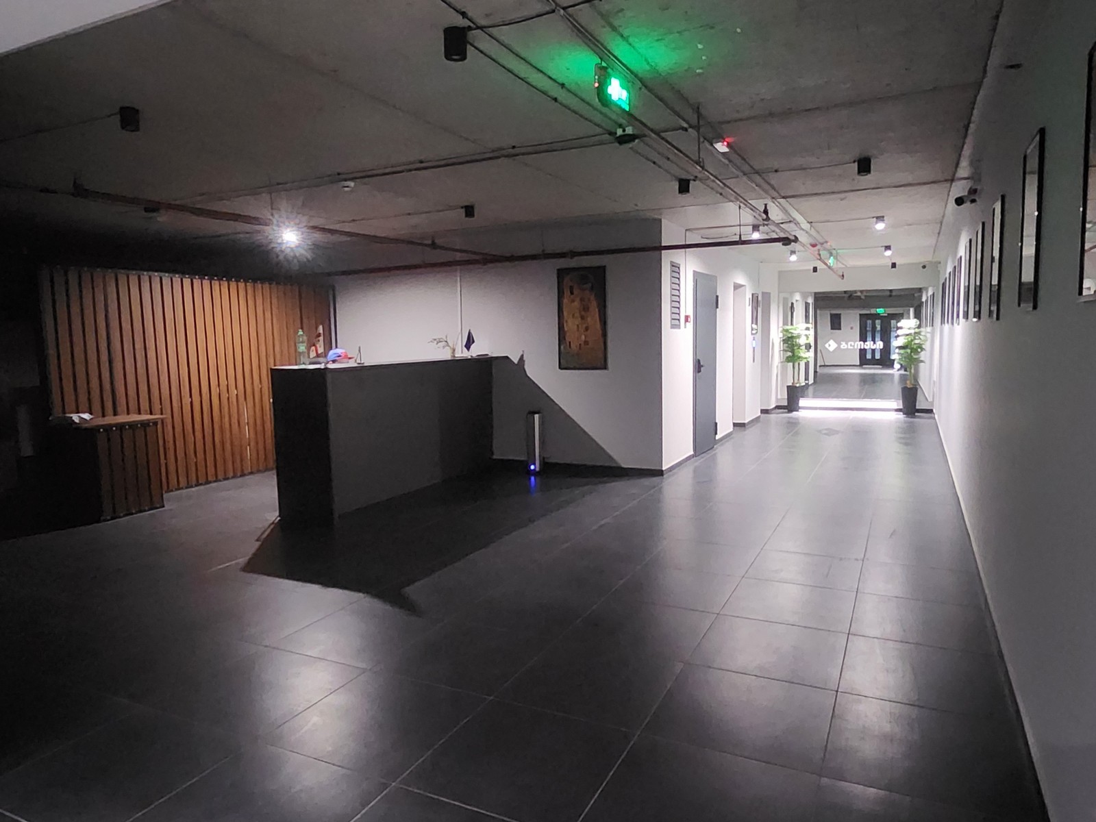 Detailed view of property surroundings and amenities